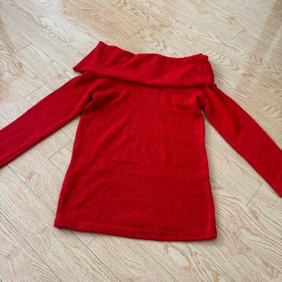 Red off the shoulder cowl neck sweater knit medium - Picture 2 of 2